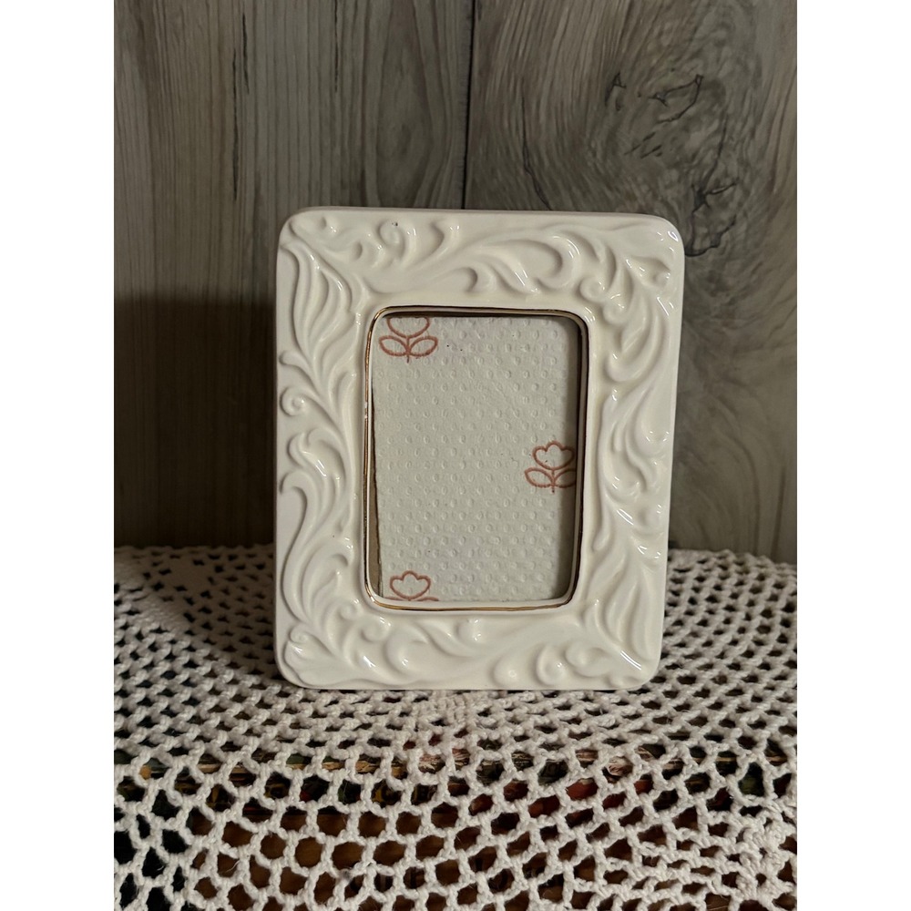 Vintage Ceramic Scroll Embossed Picture Frame Cream Gold Trim